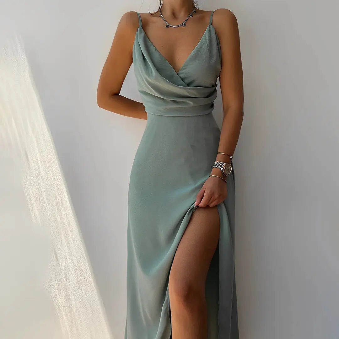 AloeZ | Robe Décolleté V Classique Élégante
