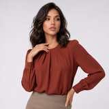 Blouse plissée marron à col rond