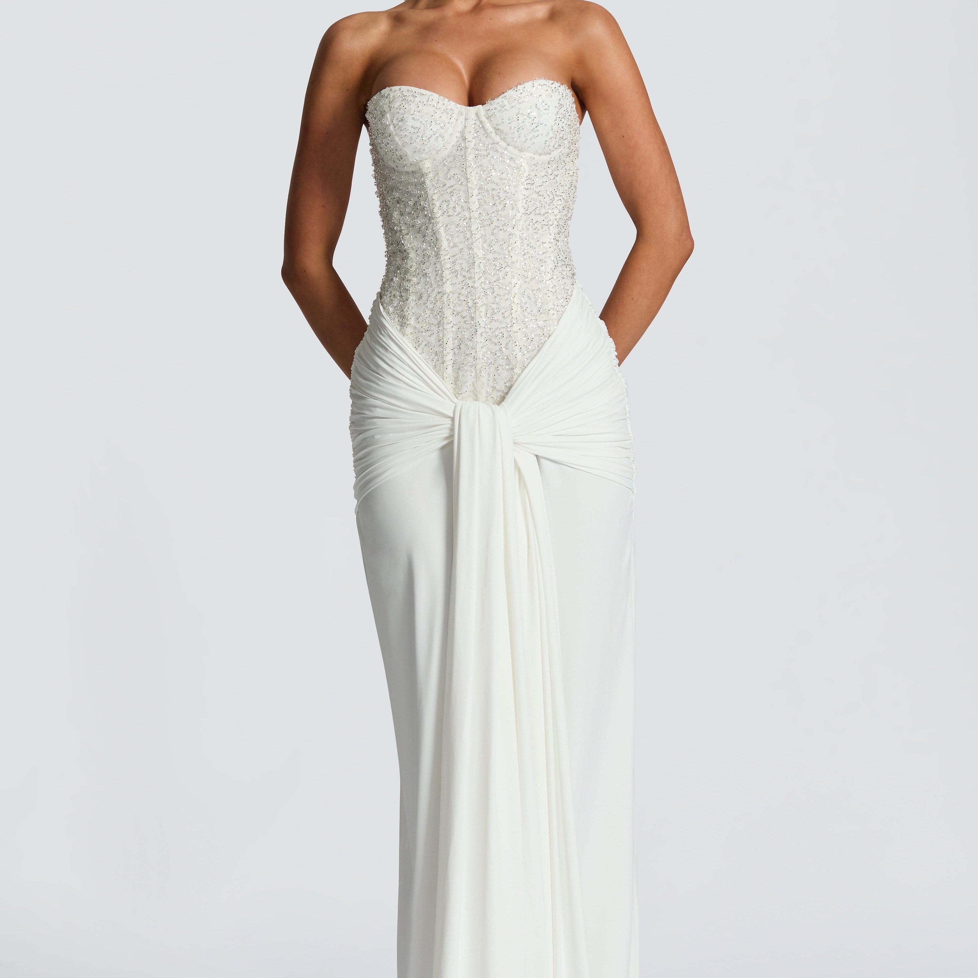 AloeZ | Robe Maxi Corset Brodé Perles