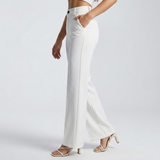 Pantalon blanc taille haute vu de profil