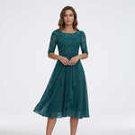 Robe midi turquoise à haut en dentelle