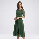 Robe midi verte à haut en dentelle
