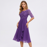 Robe midi violette à haut en dentelle