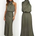 Robe midi satinée vert kaki portée et présentée à plat
